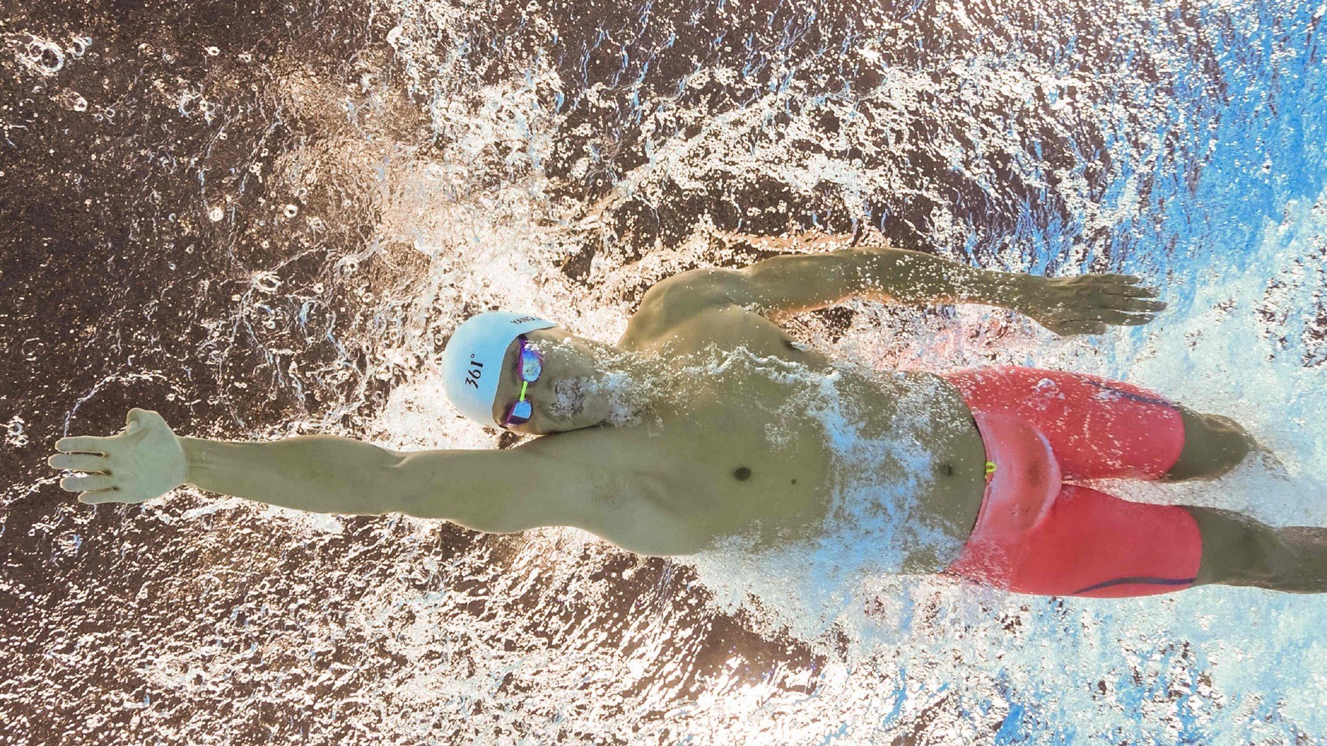 坏消息,阿德巴约核磁共振检查结果证实脚趾受伤,至少将缺席1场