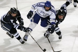 华体会app-中超卫冕冠军上海海港3-0完胜浙江，揭示三大不可思议与两大不容忽视的事实