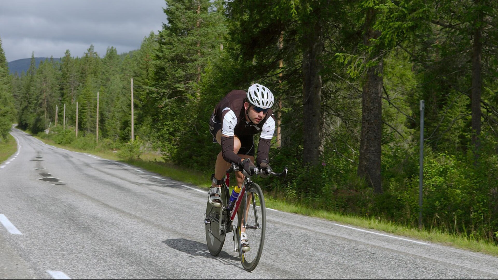 姆巴佩+哈兰德?西媒曝皇马欲组梦幻攻击组,背后暗藏卖人谜局